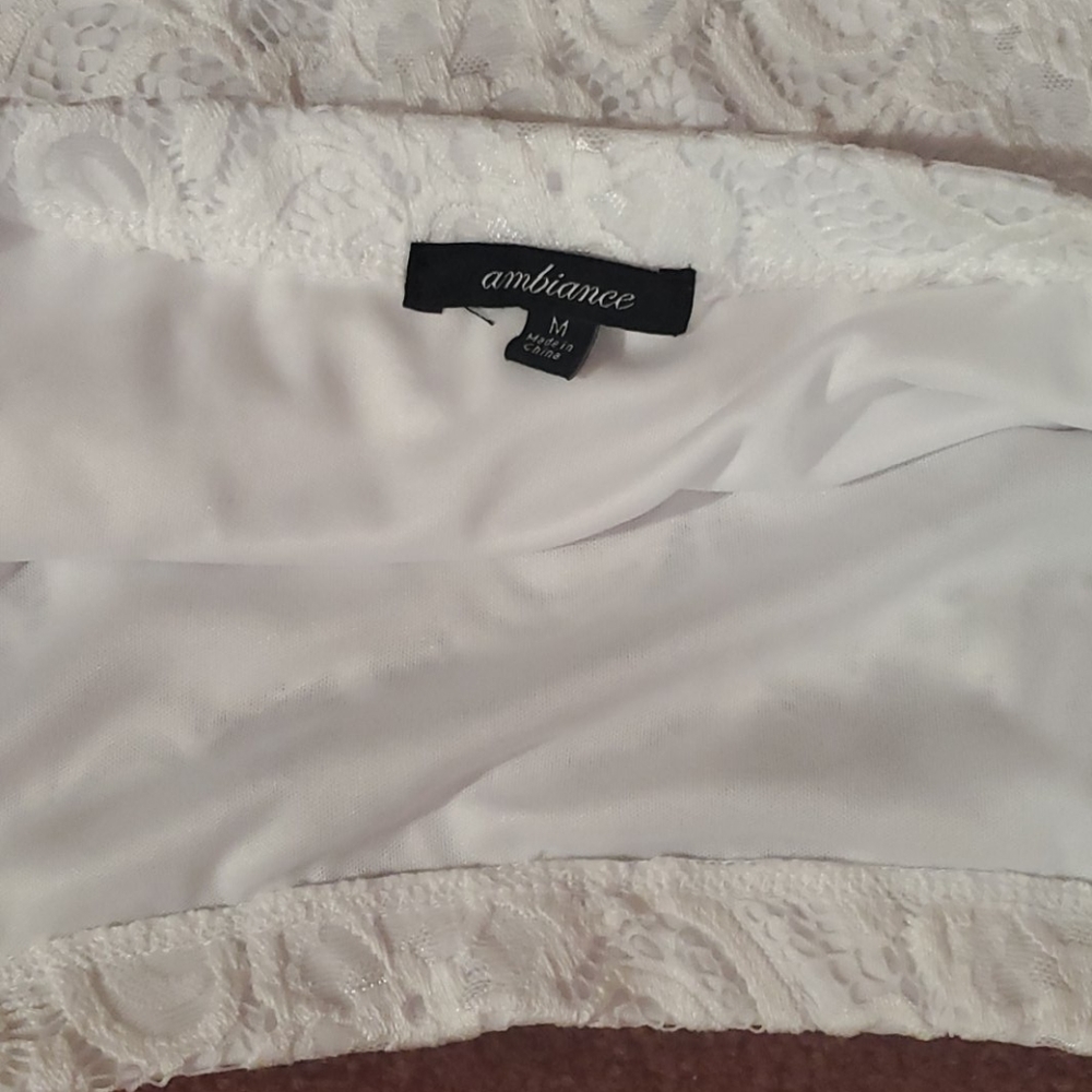 NWOT Off-Shoulder White Lace dress - Picture 5 of 6